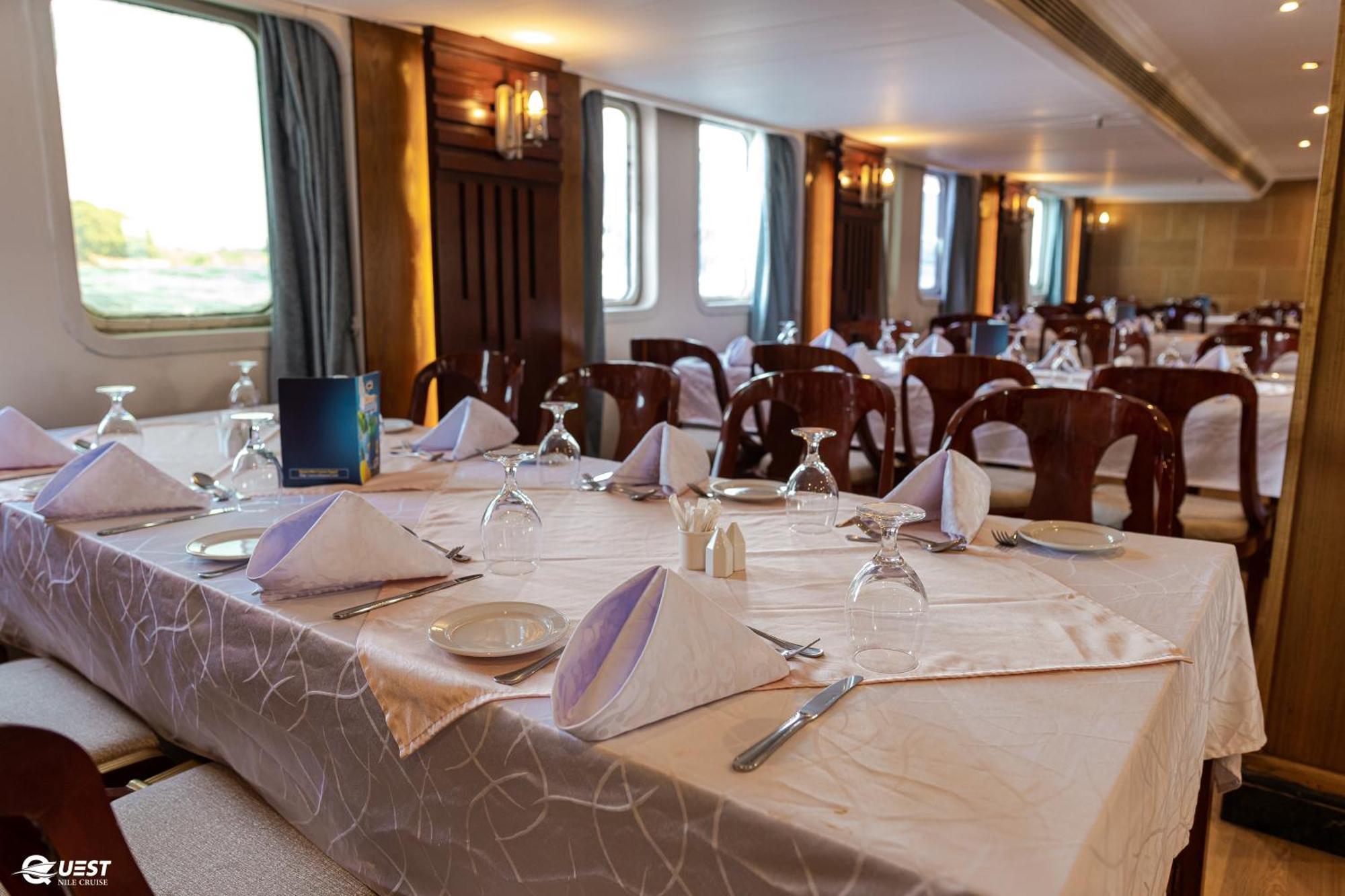 Hotel Nile Quest Cruise - 4 Or 7 Nights From Luxor Each Saturday And 3 Or 7 Nights From Aswan Each Wednesday Exterior foto